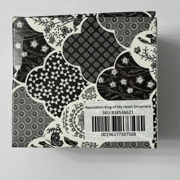 NEW Taylor Swift Reputation King Of My Heart Ornament - Picture 2 of 2